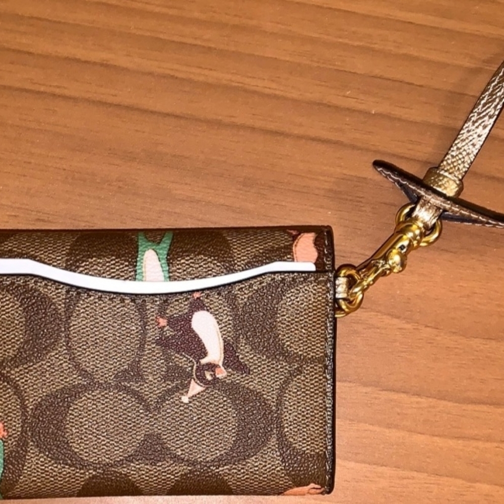 Coach Wallet - Picture 3 of 6